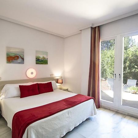 Hospedium Hotel Apartamentos Simon Verde Майрена-дель-Альхарафе Экстерьер фото
