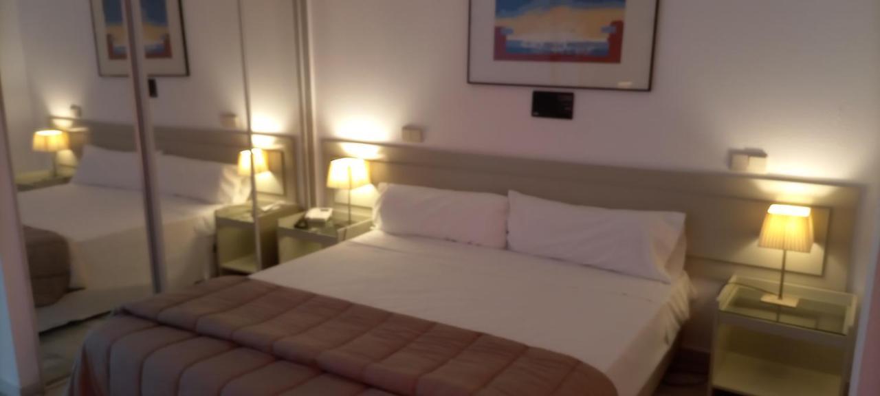 Hospedium Hotel Apartamentos Simon Verde Майрена-дель-Альхарафе Экстерьер фото