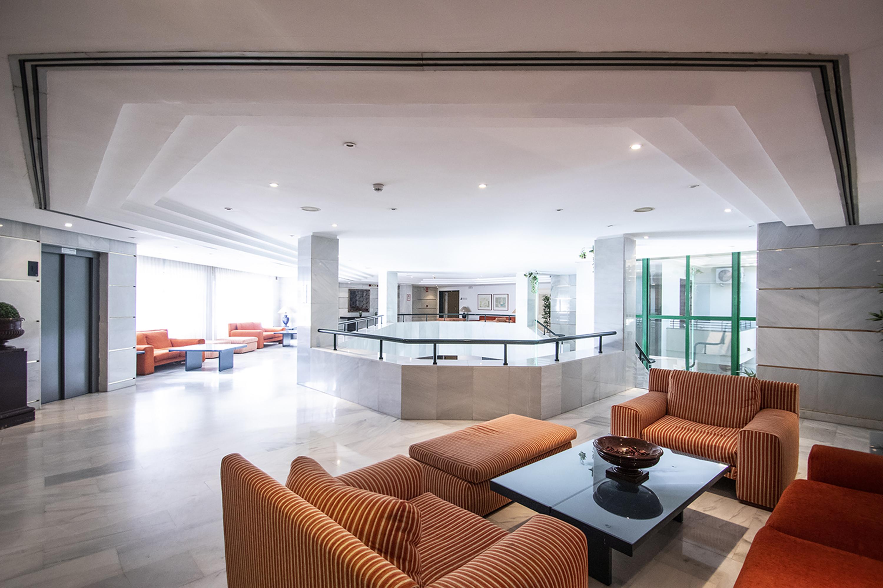 Hospedium Hotel Apartamentos Simon Verde Майрена-дель-Альхарафе Экстерьер фото