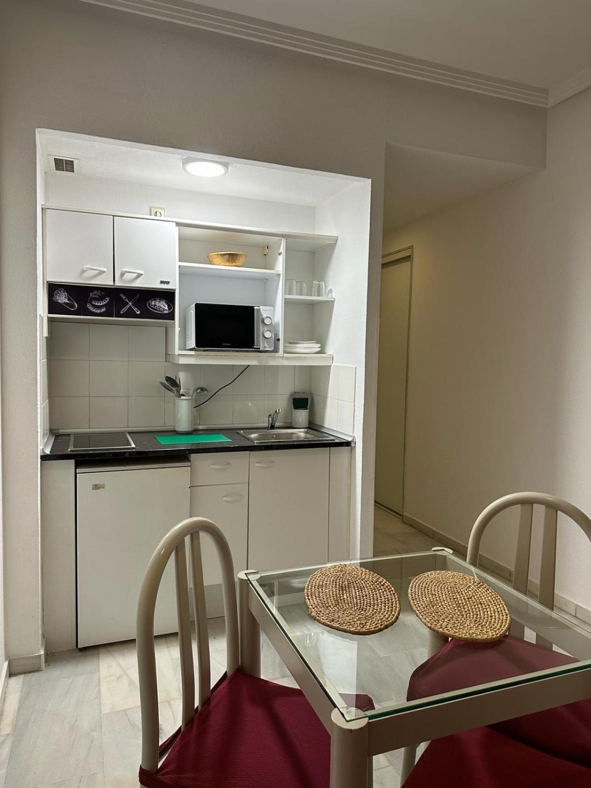 Hospedium Hotel Apartamentos Simon Verde Майрена-дель-Альхарафе Экстерьер фото