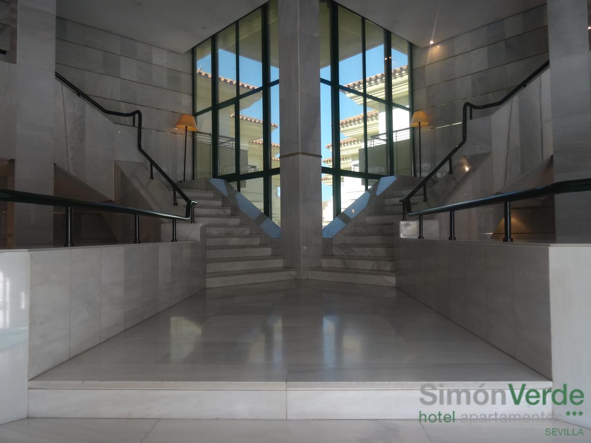 Hospedium Hotel Apartamentos Simon Verde Майрена-дель-Альхарафе Экстерьер фото
