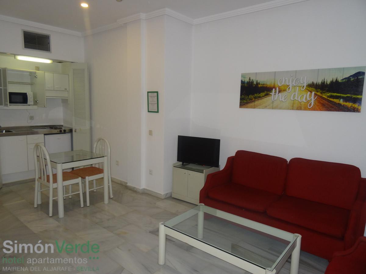 Hospedium Hotel Apartamentos Simon Verde Майрена-дель-Альхарафе Экстерьер фото