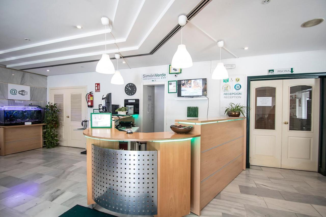 Hospedium Hotel Apartamentos Simon Verde Майрена-дель-Альхарафе Экстерьер фото