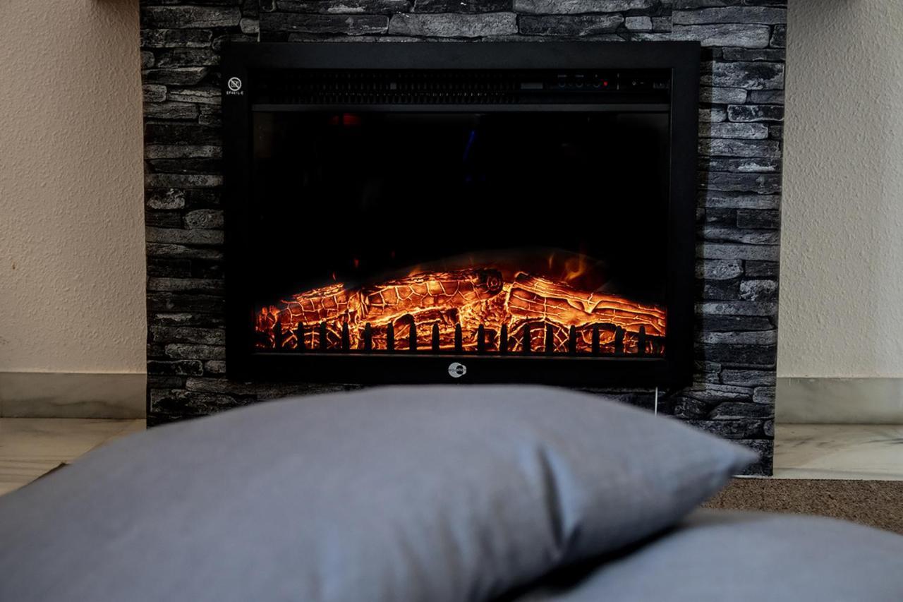 Hospedium Hotel Apartamentos Simon Verde Майрена-дель-Альхарафе Экстерьер фото
