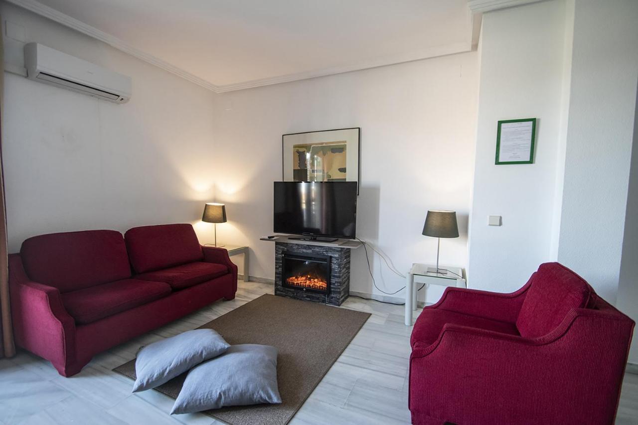Hospedium Hotel Apartamentos Simon Verde Майрена-дель-Альхарафе Экстерьер фото